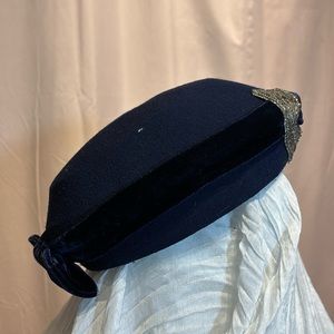 💙True Vintage Navy Blue hat